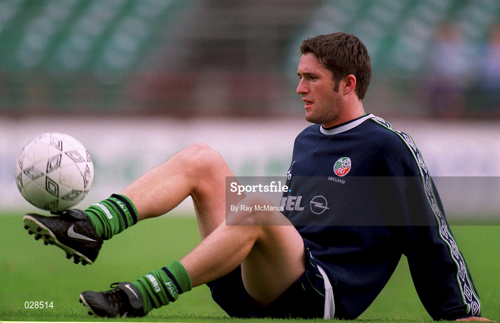 31 August 1999; Robbie Keane during a Republic of Ireland training session at Lansdowne Road in Dublin. Photo by Ray McManus/Sportsfile