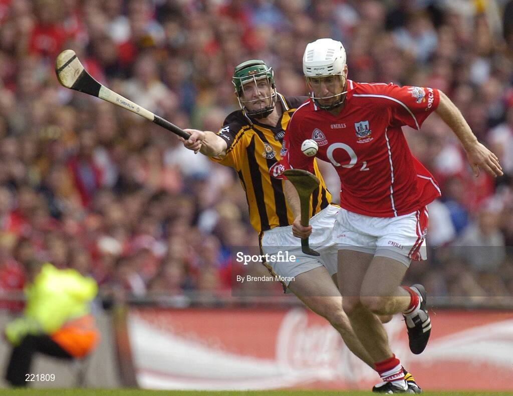 3 September 2006; Timmy McCarthy, Cork, in action against Henry Shefflin, Kilkenny. Guinness All-Ireland Senior Hurling Championship Final, Cork v Kilkenny, Croke Park, Dublin. Picture credit: Brendan Moran / SPORTSFILE