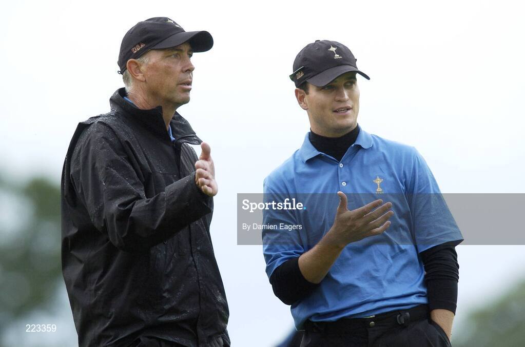 23 September 2006; Zach Johnson, Team USA 2006, discusses his lane with team captain Tom Lehman during Saturday morning's four-ball matches. 36th Ryder Cup Matches, K Club, Straffan, Co. Kildare, Ireland. Picture credit: Damien Eagers / SPORTSFILE