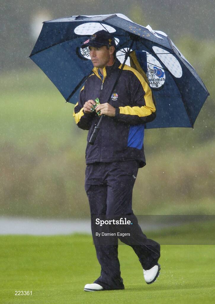 23 September 2006; Padraig Harrington, Team Europe 2006, has a little snack during Saturday morning's four-ball matches. 36th Ryder Cup Matches, K Club, Straffan, Co. Kildare, Ireland. Picture credit: Damien Eagers / SPORTSFILE