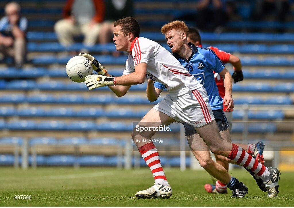 4 August 2014; Anthony Kidney, Cork, in action against Aaron Byrne, Dublin. Electric Ireland GAA Football All-Ireland Minor Championship Quarter-Final, Dublin v Cork, Semple Stadium, Thurles, Co. Tipperary. Picture credit: Barry Cregg / SPORTSFILE