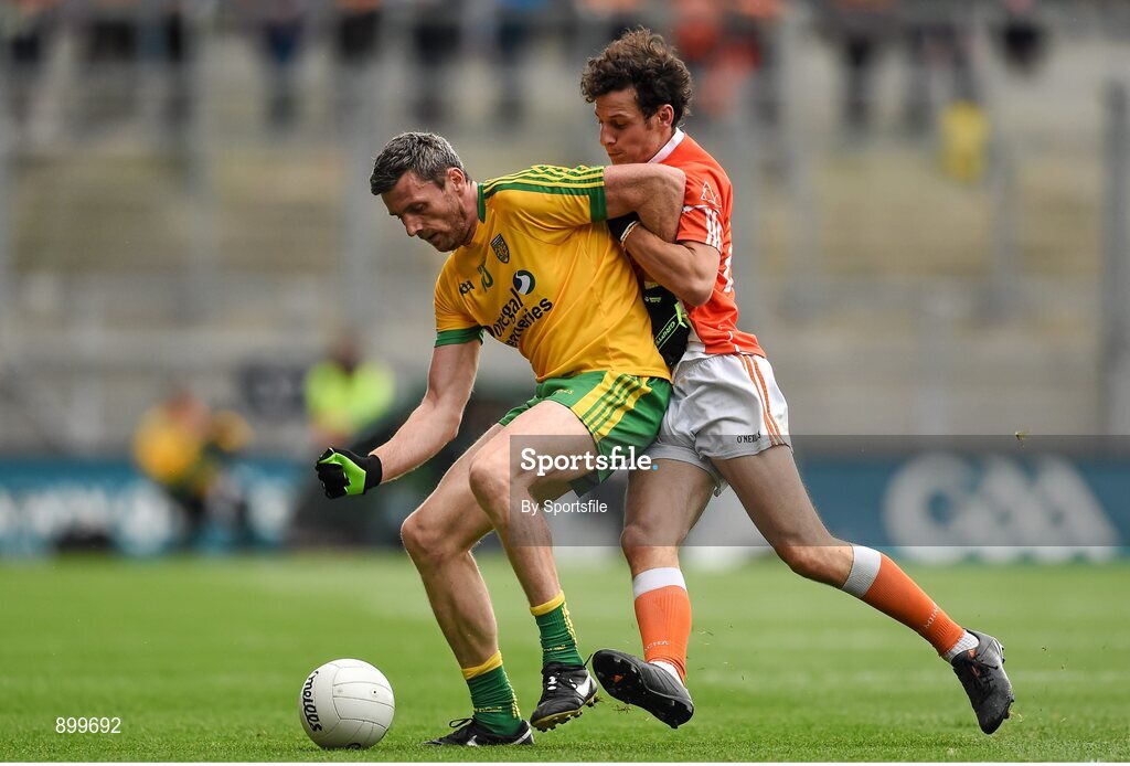 9 August 2014; Christy Toye, Donegal, in action against Jamie Clarke, Armagh. GAA Football All-Ireland Senior Championship, Quarter-Final, Donegal v Armagh, Croke Park, Dublin. Photo by Sportsfile