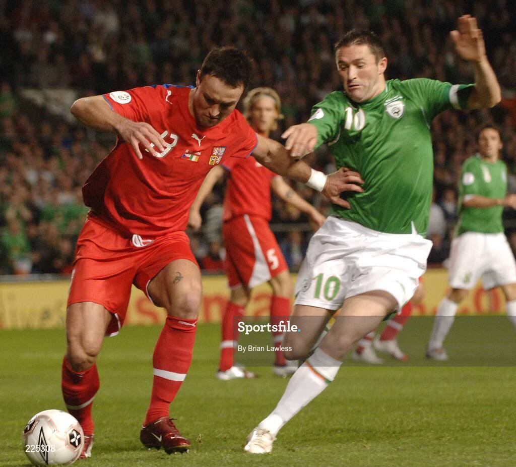 11 October 2006; Martin Jiranek, Czech Republic, in action against Robbie Keane, Republic of Ireland. Euro 2008 Championship Qualifier, Republic of Ireland v Czech Republic, Lansdowne Road, Dublin. Picture credit: Brian Lawless / SPORTSFILE