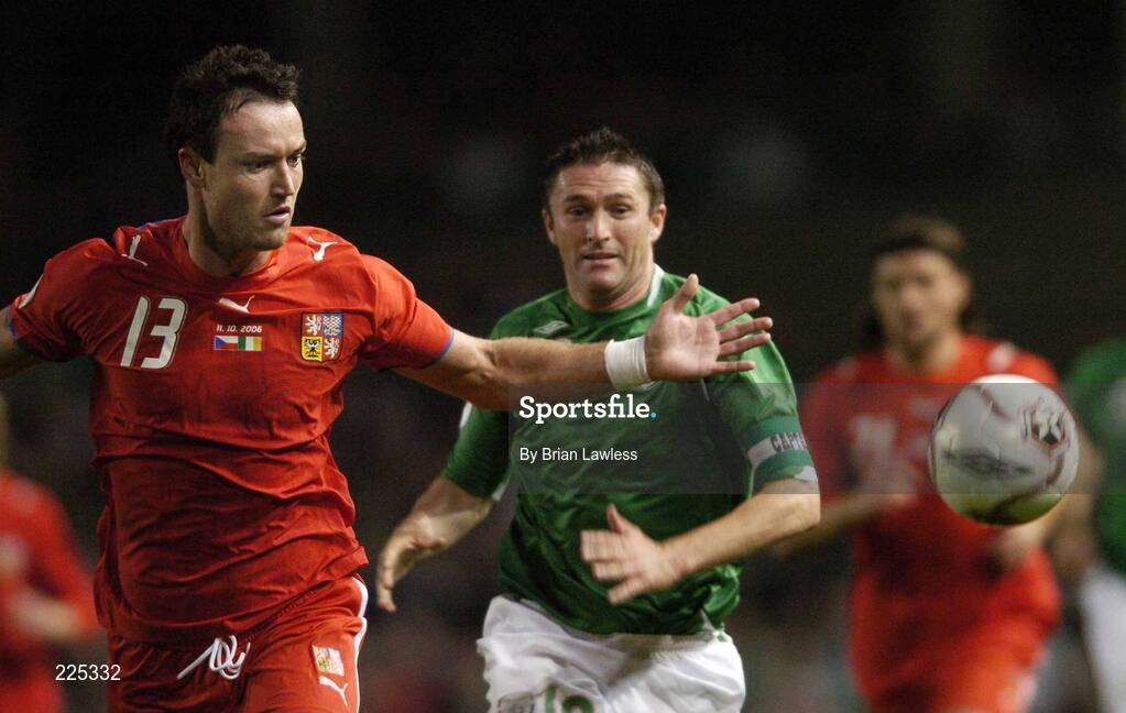 11 October 2006; Martin Jiranek, Czech Republic, in action against Robbie Keane, Republic of Ireland. Euro 2008 Championship Qualifier, Republic of Ireland v Czech Republic, Lansdowne Road, Dublin. Picture credit: Brian Lawless / SPORTSFILE