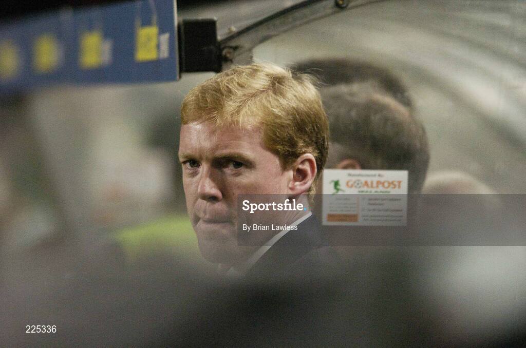 11 October 2006; Republic of Ireland manager Stephen Staunton during the game. Euro 2008 Championship Qualifier, Republic of Ireland v Czech Republic, Lansdowne Road, Dublin. Picture credit: Brian Lawless / SPORTSFILE