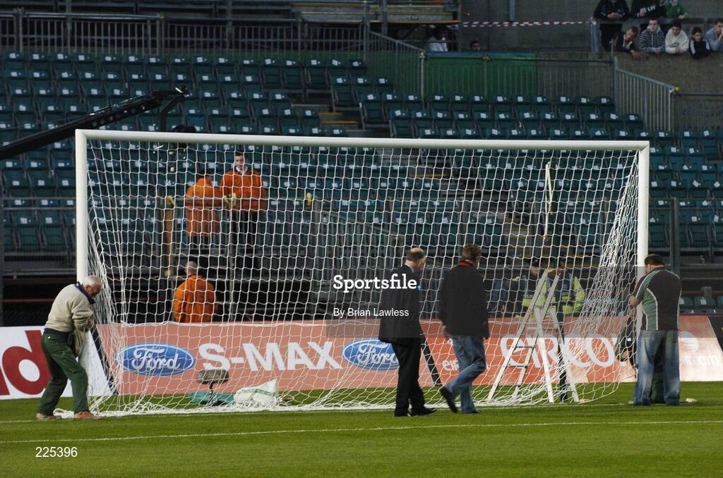 11 October 2006; Groundsmen adjust the goalposts before the match. Euro 2008 Championship Qualifier, Republic of Ireland v Czech Republic, Lansdowne Road, Dublin. Picture credit: Brian Lawless / SPORTSFILE
