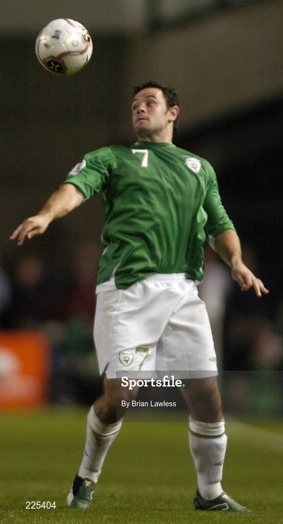 11 October 2006; Andy Reid, Republic of Ireland. Euro 2008 Championship Qualifier, Republic of Ireland v Czech Republic, Lansdowne Road, Dublin. Picture credit: Brian Lawless / SPORTSFILE