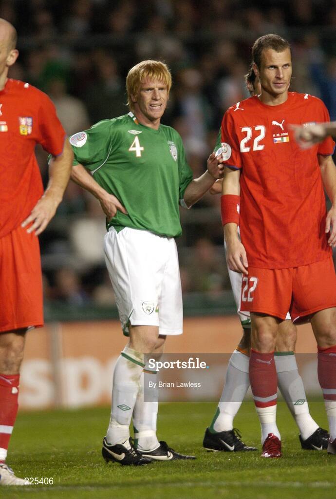11 October 2006; Paul McShane, Republic of Ireland. Euro 2008 Championship Qualifier, Republic of Ireland v Czech Republic, Lansdowne Road, Dublin. Picture credit: Brian Lawless / SPORTSFILE