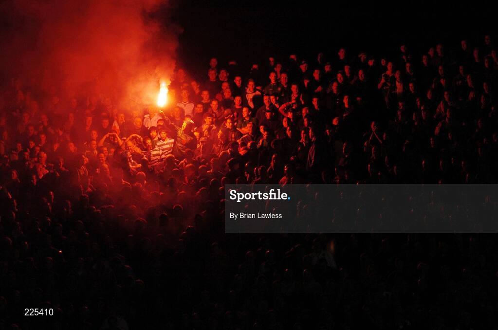 11 October 2006; Republic of Ireland fans celebrate. Euro 2008 Championship Qualifier, Republic of Ireland v Czech Republic, Lansdowne Road, Dublin. Picture credit: Brian Lawless / SPORTSFILE