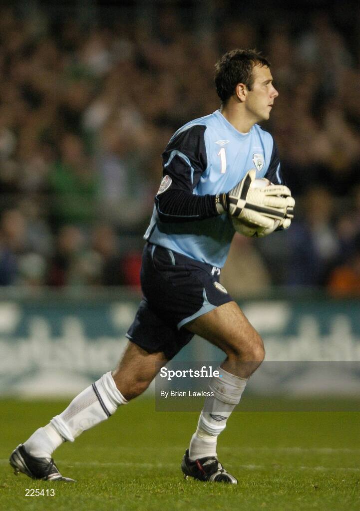 11 October 2006; Wayne Henderson, Republic of Ireland. Euro 2008 Championship Qualifier, Republic of Ireland v Czech Republic, Lansdowne Road, Dublin. Picture credit: Brian Lawless / SPORTSFILE