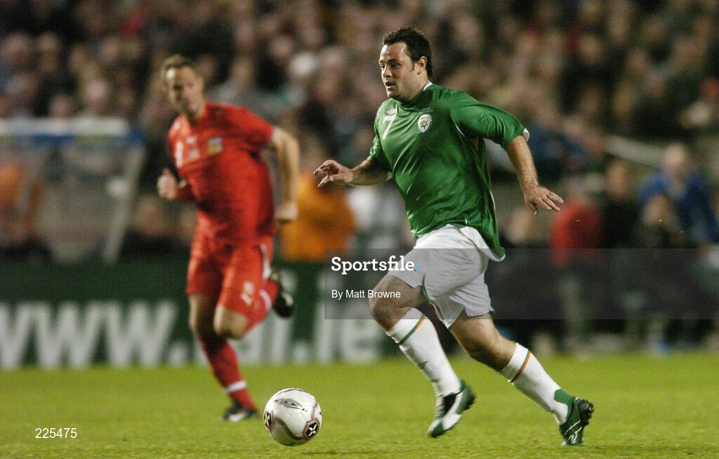 11 October 2006; Andy Reid, Republic of Ireland. Euro 2008 Championship Qualifier, Republic of Ireland v Czech Republic, Lansdowne Road, Dublin. Picture credit: Matt Browne / SPORTSFILE
