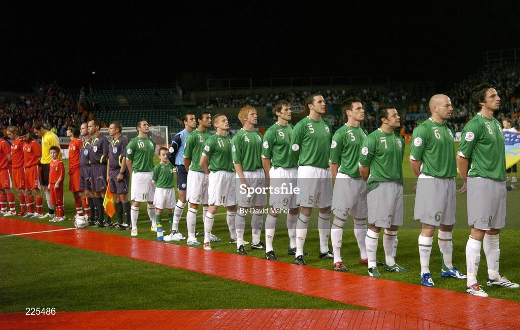 11 October 2006; Republic of Ireland team line up during the national anthem before the start of the game. Euro 2008 Championship Qualifier, Republic of Ireland v Czech Republic, Lansdowne Road, Dublin. Picture credit: David Maher / SPORTSFILE
