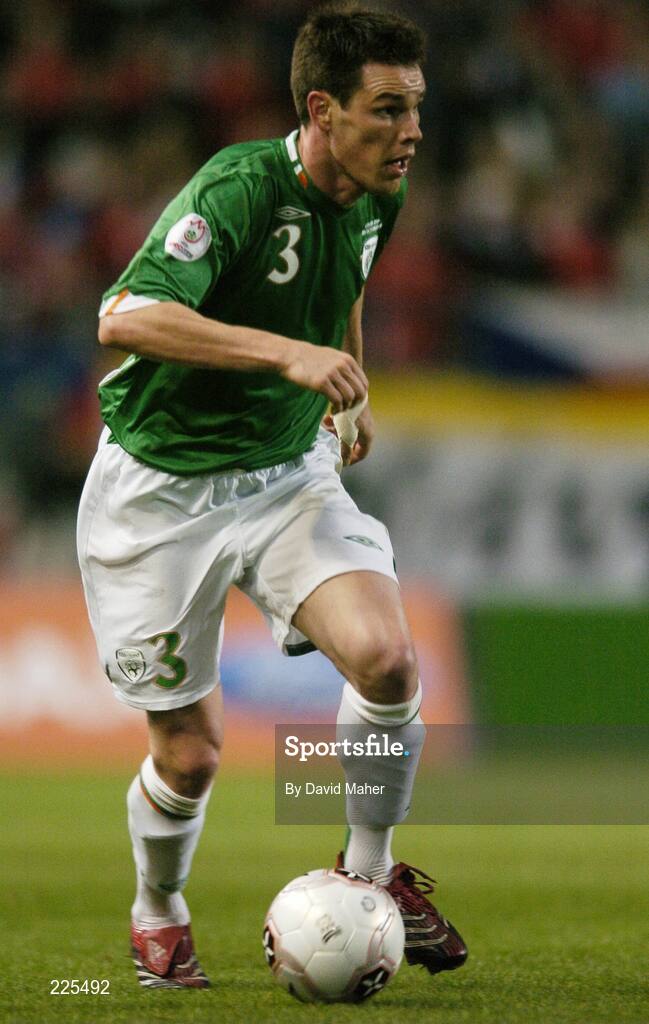 11 October 2006; Steve Finnan, Republic of Ireland. Euro 2008 Championship Qualifier, Republic of Ireland v Czech Republic, Lansdowne Road, Dublin. Picture credit: David Maher / SPORTSFILE