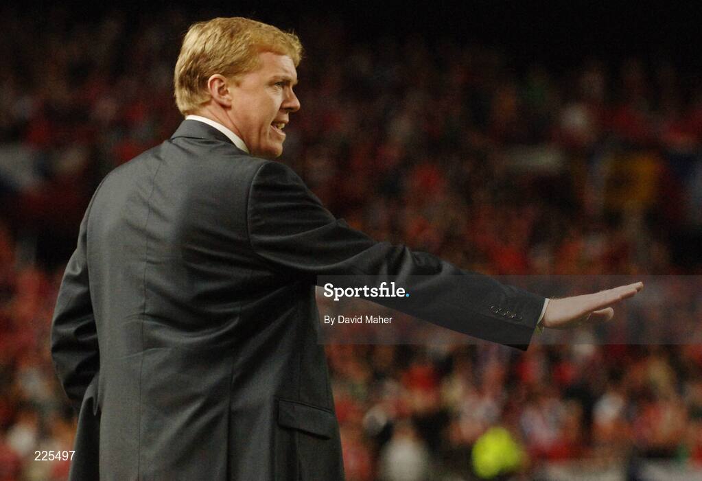 11 October 2006; Steve Staunton, Republic of Ireland manager. Euro 2008 Championship Qualifier, Republic of Ireland v Czech Republic, Lansdowne Road, Dublin. Picture credit: David Maher / SPORTSFILE