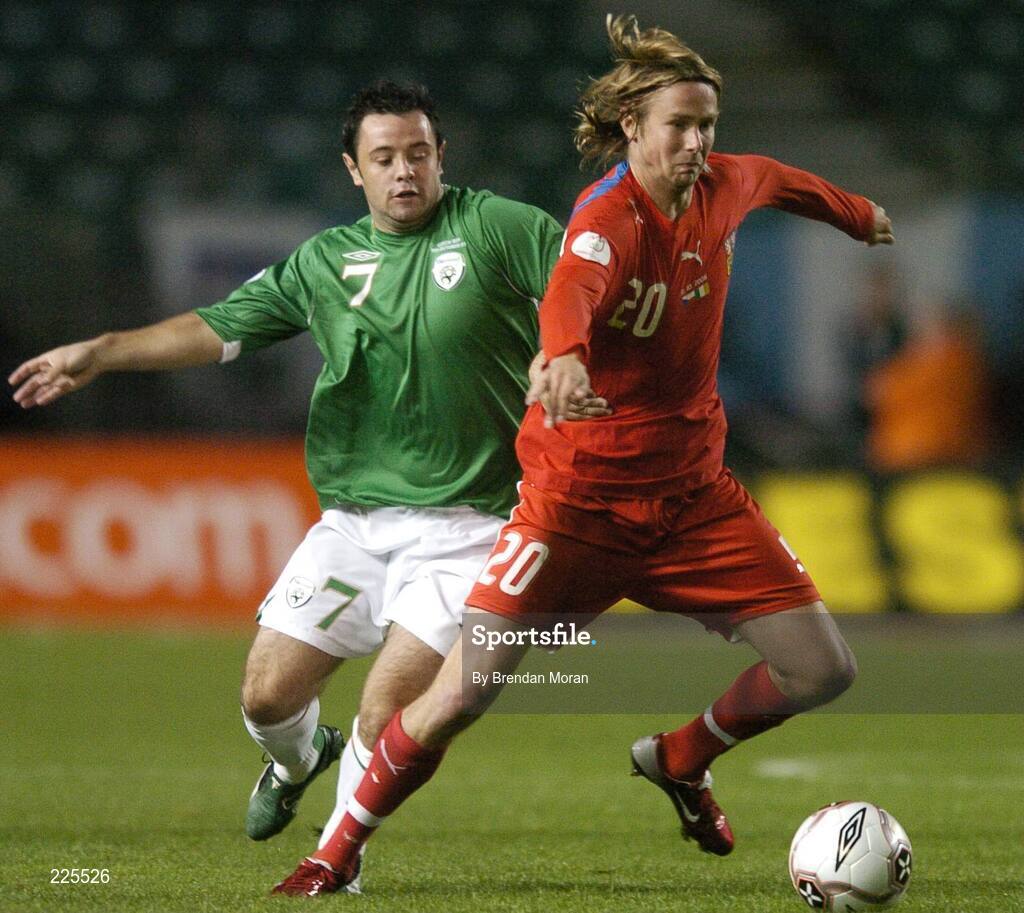 11 October 2006; Jaroslav Plasil, Czech Republic, in action against Andy Reid, Republic of Ireland. Euro 2008 Championship Qualifier, Republic of Ireland v Czech Republic, Lansdowne Road, Dublin. Picture credit: Brendan Moran / SPORTSFILE