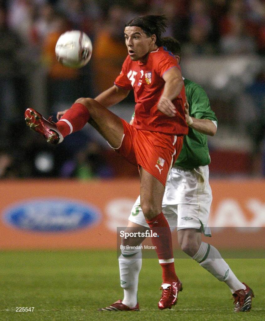 11 October 2006; Milan Baros, Czech Republic, in action against Steve Finnan, Republic of Ireland. Euro 2008 Championship Qualifier, Republic of Ireland v Czech Republic, Lansdowne Road, Dublin. Picture credit: Brendan Moran / SPORTSFILE