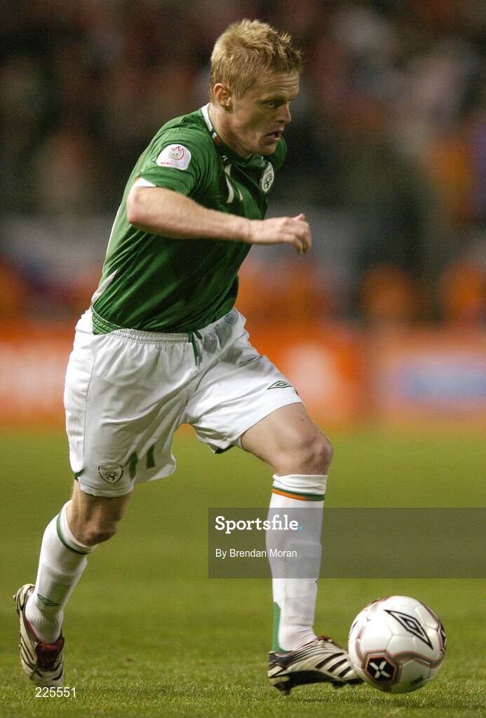 11 October 2006; Damien Duff, Republic of Ireland. Euro 2008 Championship Qualifier, Republic of Ireland v Czech Republic, Lansdowne Road, Dublin. Picture credit: Brendan Moran / SPORTSFILE