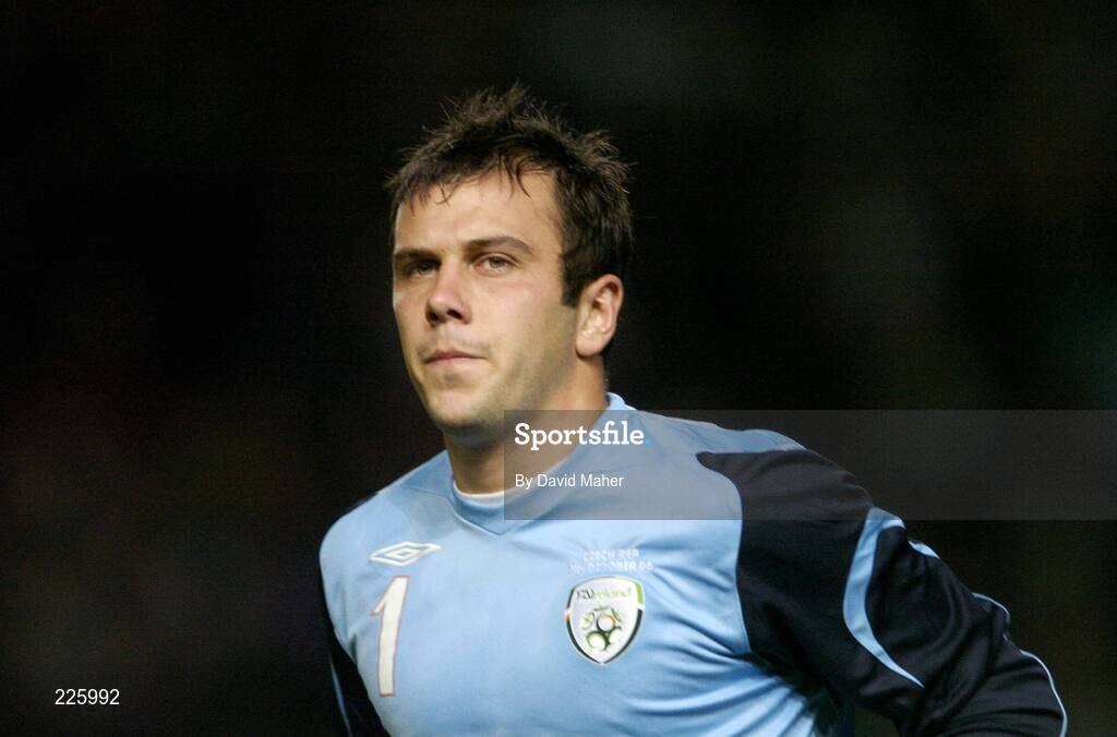 11 October 2006; Wayne Henderson, Republic of Ireland. Euro 2008 Championship Qualifier, Republic of Ireland v Czech Republic, Lansdowne Road, Dublin. Picture credit: David Maher / SPORTSFILE