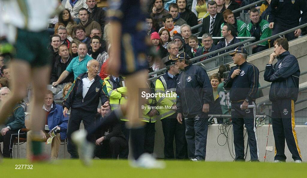 5 November 2006; Ireland manager Sean Boylan exchanges words with Australian coach Kevin Sheedy during the first quarter. Coca-Cola International Rules Series 2006, Second Test, Ireland v Australia, Croke Park, Dublin. Picture credit: Brendan Moran / SPORTSFILE
