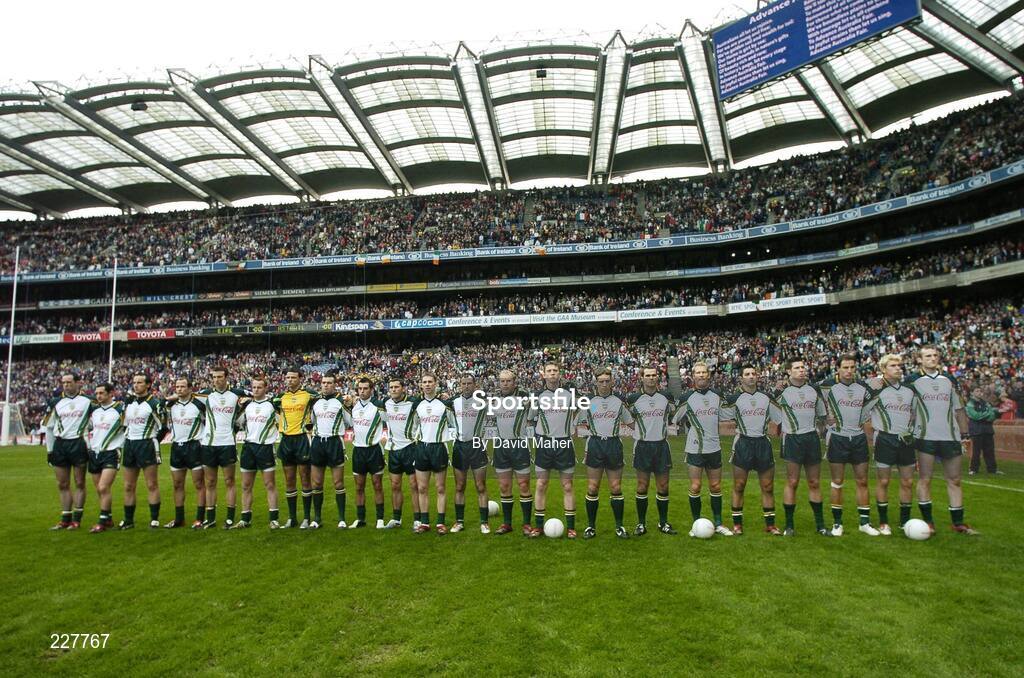 5 November 2006; The Ireland squad stand together for the National Anthem before the start of the game. Coca-Cola International Rules Series 2006, Second Test, Ireland v Australia, Croke Park, Dublin. Picture credit: David Maher / SPORTSFILE