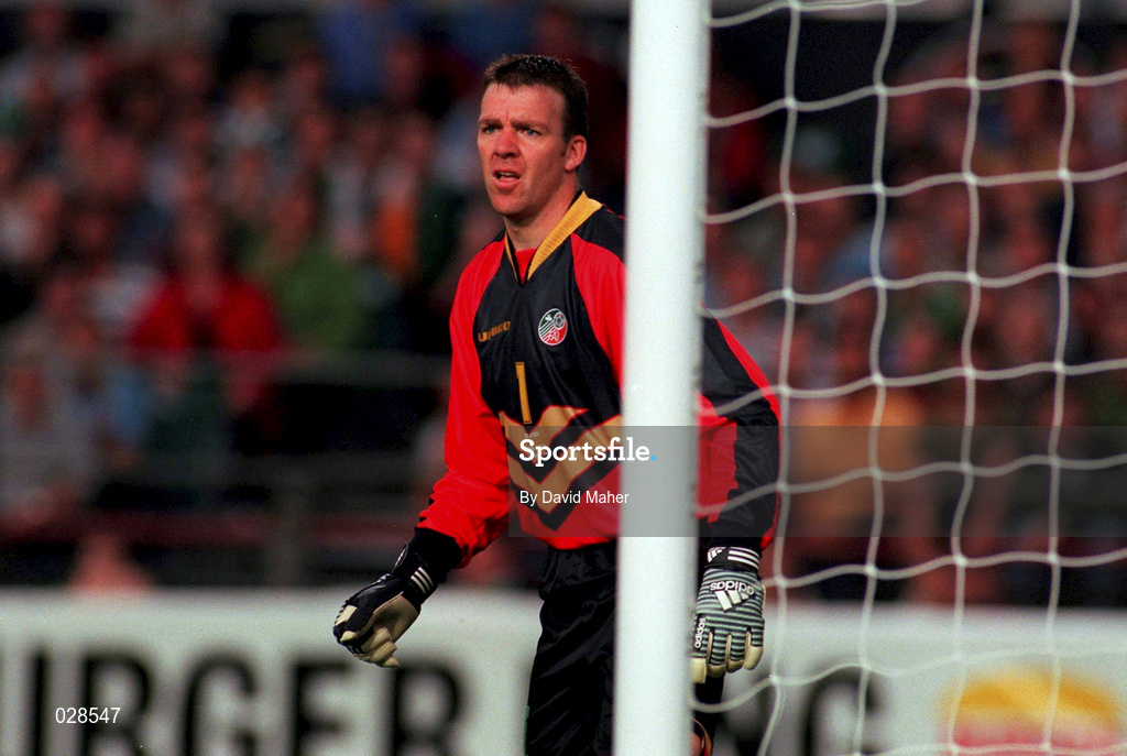1 September 1999; Alan Kelly of Ireland during the UEFA European Championships Qualifier match between Republic of Ireland and Yugoslavia at Lansdowne Road in Dublin. Photo by David Maher/Sportsfile