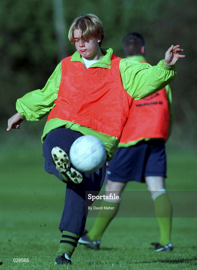 29 October 1999; Anthony O'Shea during a Republic of Ireland U16 squad training session in Dublin. Photo by David Maher/Sportsfile