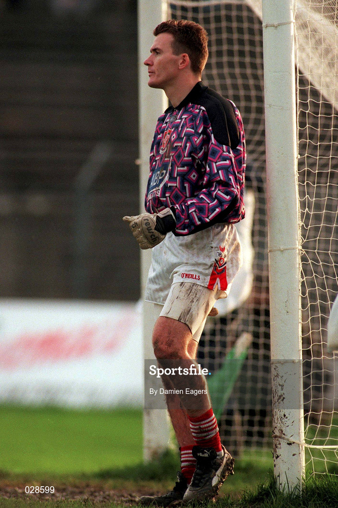 31 October 1999; Louth goalkeeper Colm Nally during the National Football League match between Offaly and Louth at O'Connor Park in Tullamore, Offaly. Photo by Damien Eagers/Sportsfile