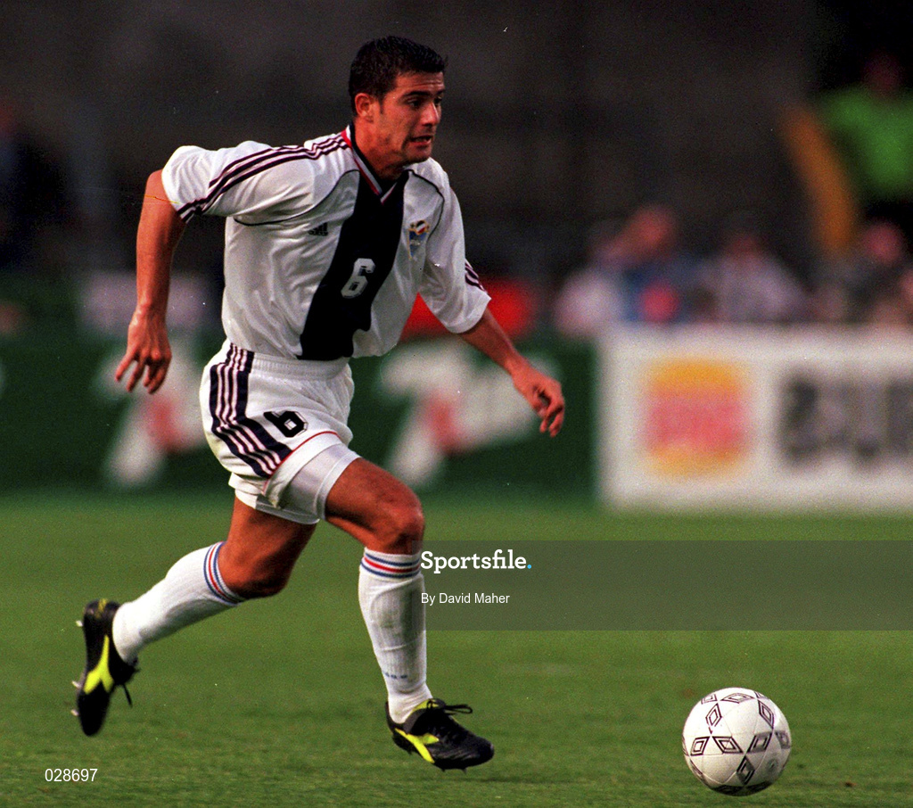 1 September 1999; Dejan Stankovic of Yugoslavia during the UEFA European Championships Qualifier match between Republic of Ireland and Yugoslavia at Lansdowne Road in Dublin. Photo by David Maher/Sportsfile