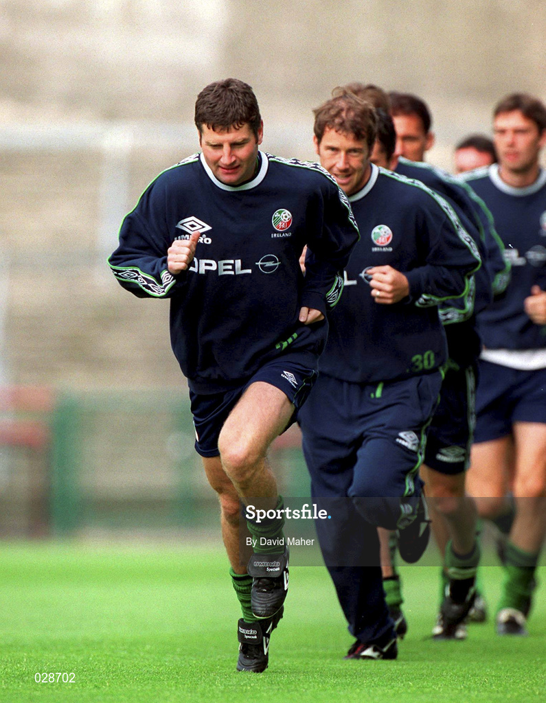 31 August 1999; Dennis Irwin during Republic of Ireland squad training at Lansdowne Road in Dublin. Photo by David Maher/Sportsfile