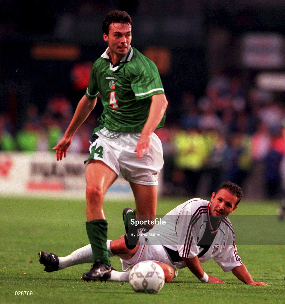 1 September 1999; Gary Breen of Ireland in action against Sinisa Mihajlovic of Yugoslavia during the UEFA European Championships Qualifier match between Republic of Ireland and Yugoslavia at Lansdowne Road in Dublin. Photo by David Maher/Sportsfile