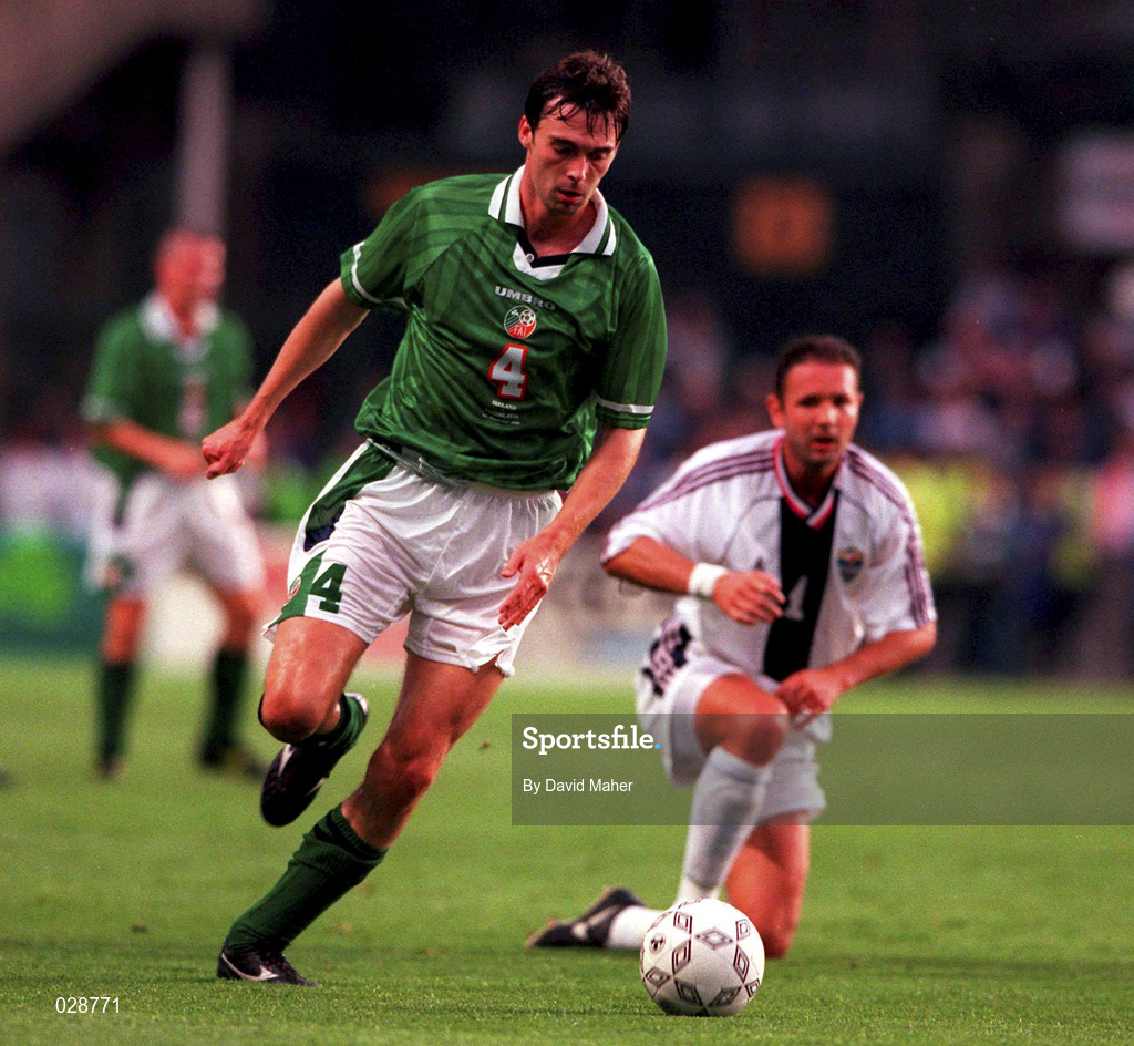 1 September 1999; Gary Breen of Ireland during the UEFA European Championships Qualifier match between Republic of Ireland and Yugoslavia at Lansdowne Road in Dublin. Photo by David Maher/Sportsfile