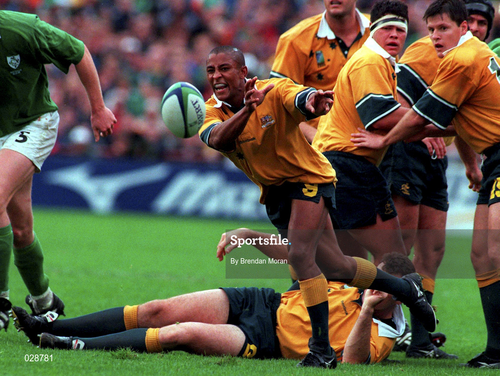 10 October 1999; George Gregan of Australia during the Rugby World Cup Pool E match between Ireland and Australia at Lansdowne Road in Dublin. Photo by Brendan Moran/Sportsfile
