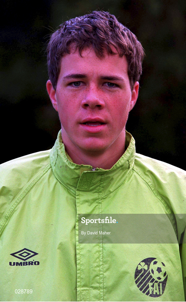 29 October 1999; Graham Gartland during a Republic of Ireland U16 squad training session in Dublin. Photo by David Maher/Sportsfile