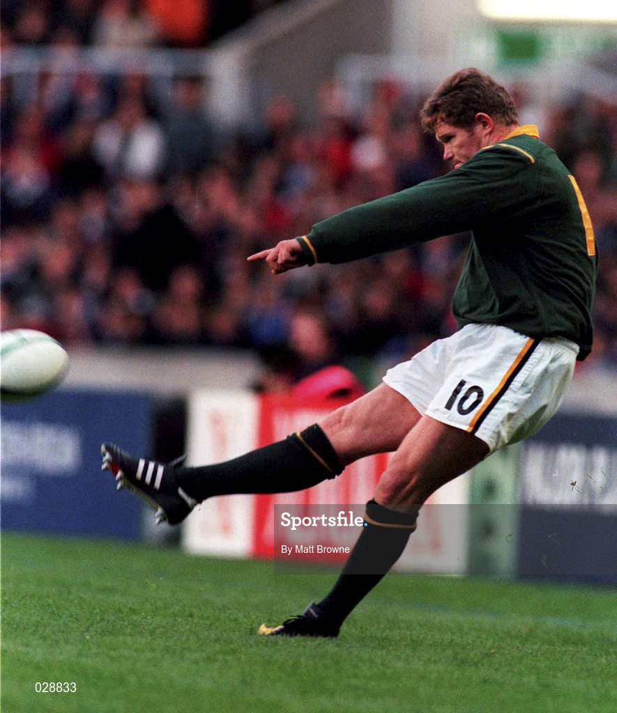 3 October 1999; Jannie de Beer of South Africa during the Rugby World Cup Pool A match between Scotland and South Africa at Murrayfield Stadium in Edinburgh, Scotland. Photo by Matt Browne/Sportsfile