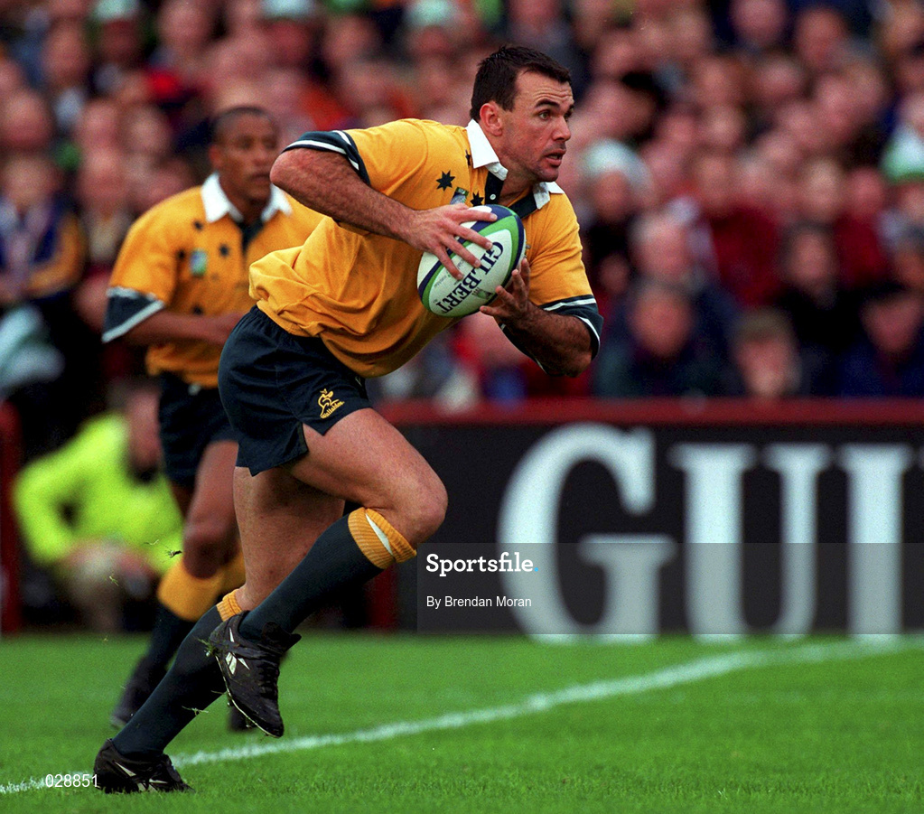 10 October 1999; Joe Roff of Australia during the Rugby World Cup Pool E match between Ireland and Australia at Lansdowne Road in Dublin. Photo by Brendan Moran/Sportsfile