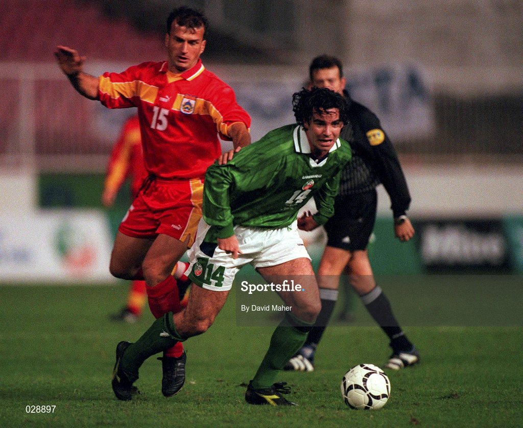 9 October 1999; Keith O'Neill of Ireland in action against Nedzmedin Memedi of Macedonia during the UEFA European Championships Qualifier match between FYR Macedonia v Republic of Ireland at the City Stadium in Skopje, Macedonia. Photo by David Maher/Sportsfile