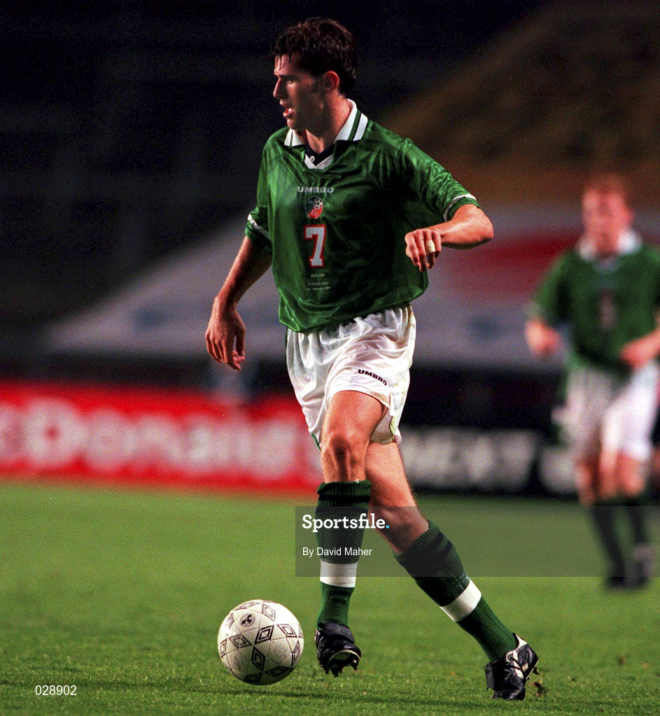 1 September 1999; Kevin Kilbane of Ireland during the UEFA European Championships Qualifier match between Republic of Ireland and Yugoslavia at Lansdowne Road in Dublin. Photo by David Maher/Sportsfile