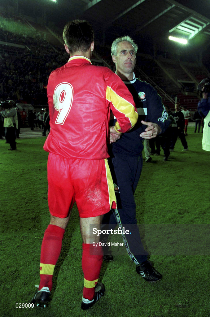 9 October 1999; Republic of Ireland manager Mick McCarthy shakes hands with a Macedonia player following the UEFA European Championships Qualifier match between FYR Macedonia v Republic of Ireland at the City Stadium in Skopje, Macedonia. Photo by David Maher/Sportsfile