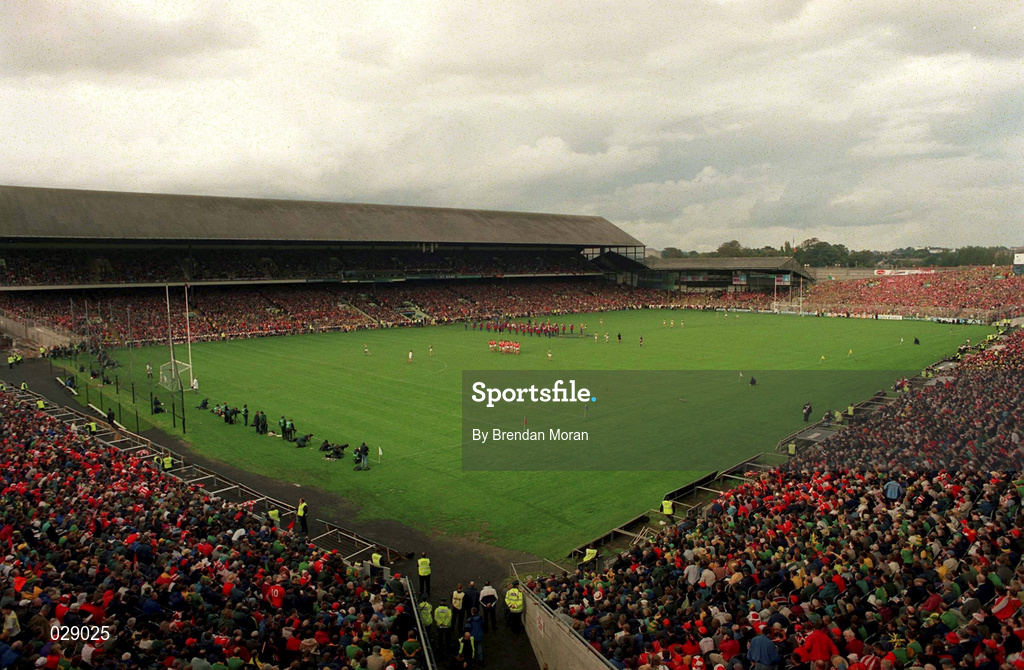 26 September 1999; Players and supporters stand for the National Anthem prior to the GAA Football All-Ireland Senior Championship Final match between Meath and Cork at Croke Park in Dublin. Photo by Brendan Moran/Sportsfile