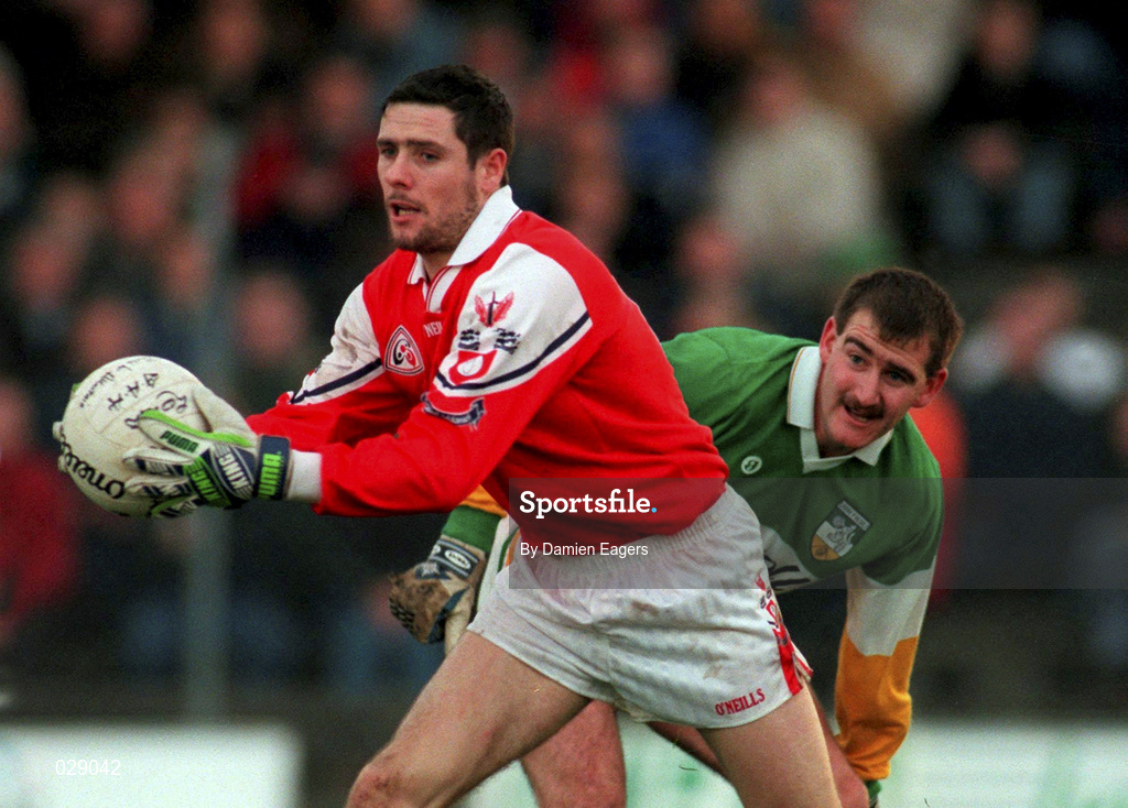 31 October 1999; Nicky Malone of Louth in action against Mel Keenaghan of Offaly during the National Football League match between Offaly and Louth at O'Connor Park in Tullamore, Offaly. Photo by Damien Eagers/Sportsfile