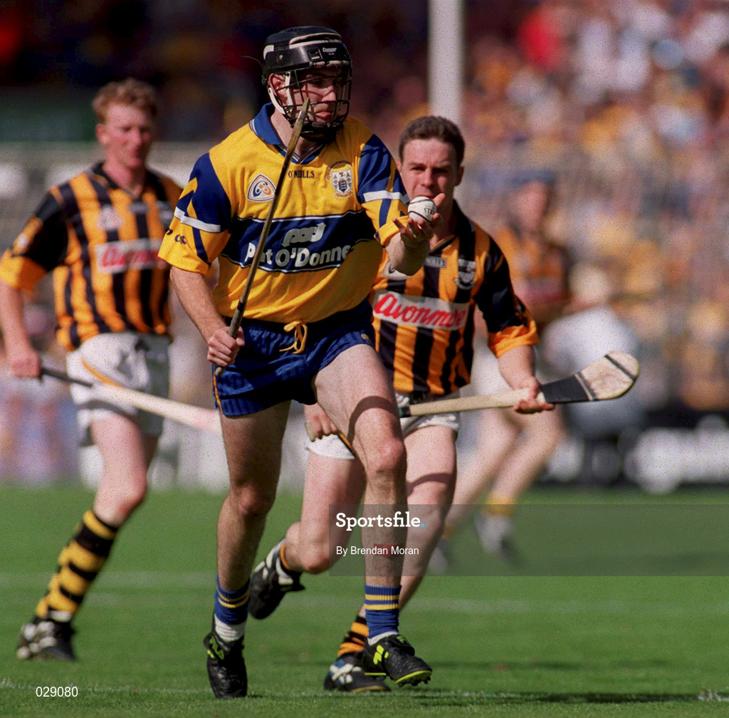 15 August 1999; Sean McMahon of Clare during the GAA All-Ireland Senior Hurling Championship Semi-Final between Clare and Kilkenny at Croke Park in Dublin. Photo by Brendan Moran/Sportsfile
