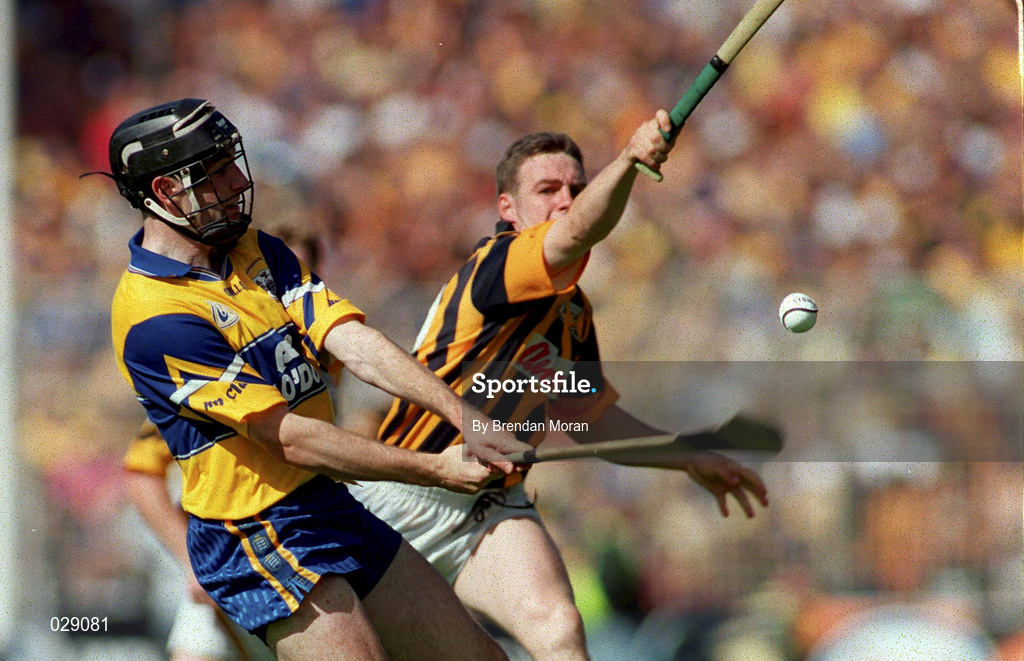 15 August 1999; Sean McMahon of Clare in action against Charlie Carter of Kilkenny during the GAA All-Ireland Senior Hurling Championship Semi-Final between Clare and Kilkenny at Croke Park in Dublin. Photo by Brendan Moran/Sportsfile