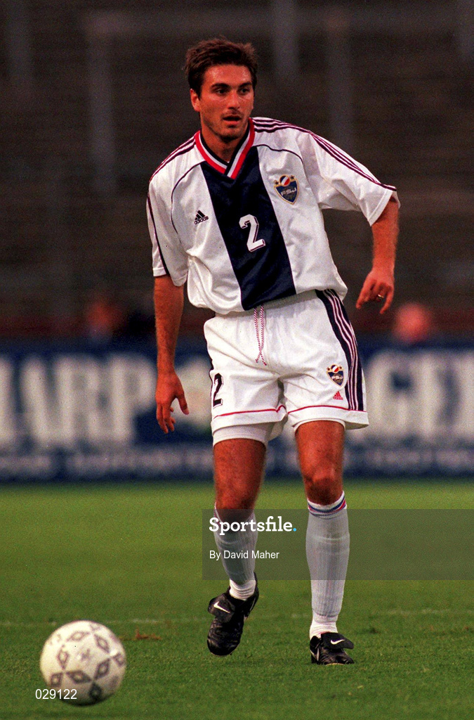 1 September 1999; Slobodan Komljenovic of Yugoslavia during the UEFA European Championships Qualifier match between Republic of Ireland and Yugoslavia at Lansdowne Road in Dublin. Photo by David Maher/Sportsfile