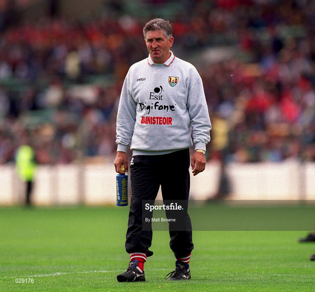 22 August 1999; Cork Minor manager Teddy Holland during the All-Ireland Senior Football Championship Semi-Final match between Cork and Mayo at Croke Park, Dublin. Photo by Matt Browne/Sportsfile