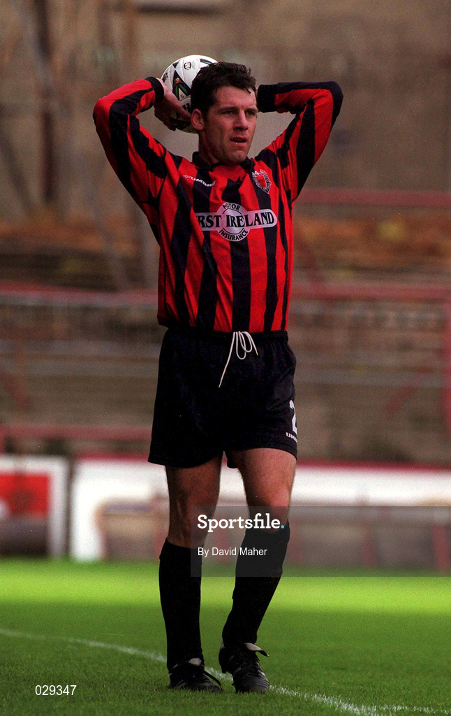 31 October 1999; Tony O'Connor of Bohemians during the Eircom League Premier Division match between Bohemians and Sligo Rovers at Dalymount Park in Dublin. Photo by David Maher/Sportsfile