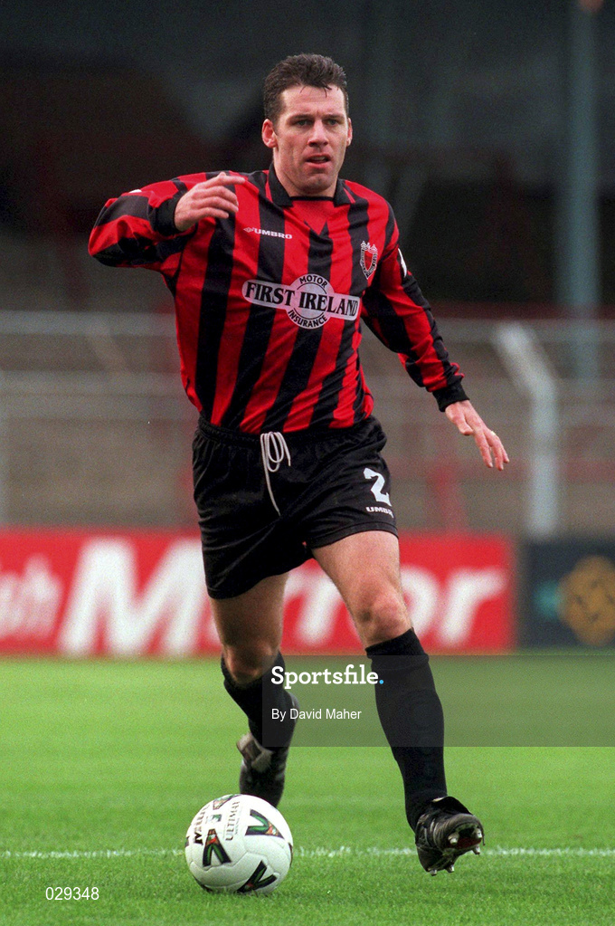31 October 1999; Tony O'Connor of Bohemians during the Eircom League Premier Division match between Bohemians and Sligo Rovers at Dalymount Park in Dublin. Photo by David Maher/Sportsfile