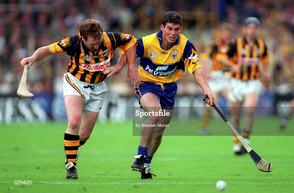 15 August 1999; Willie O'Connor of Kilkenny in action against David Forde of Clare during the GAA All-Ireland Senior Hurling Championship Semi-Final between Clare and Kilkenny at Croke Park in Dublin. Photo by Brendan Moran/Sportsfile