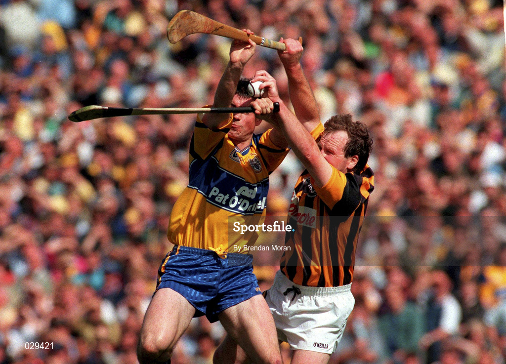 15 August 1999; Willie O'Connor of Kilkenny in action against David Forde of Clare during the GAA All-Ireland Senior Hurling Championship Semi-Final between Clare and Kilkenny at Croke Park in Dublin. Photo by Brendan Moran/Sportsfile