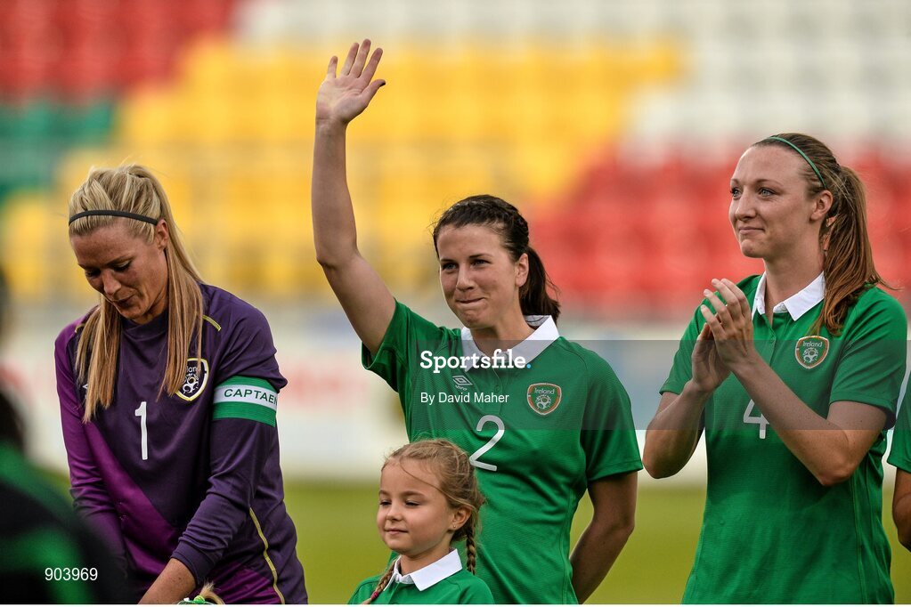 20 August 2014; Niamh Fahey, Republic of Ireland, waves to the crowd after winning her 50th international cap. FIFA Women's World Cup Qualifier, Group 1, Republic of Ireland v Slovenia. Tallaght Stadium, Tallaght, Co. Dublin. Picture credit: David Maher / SPORTSFILE
