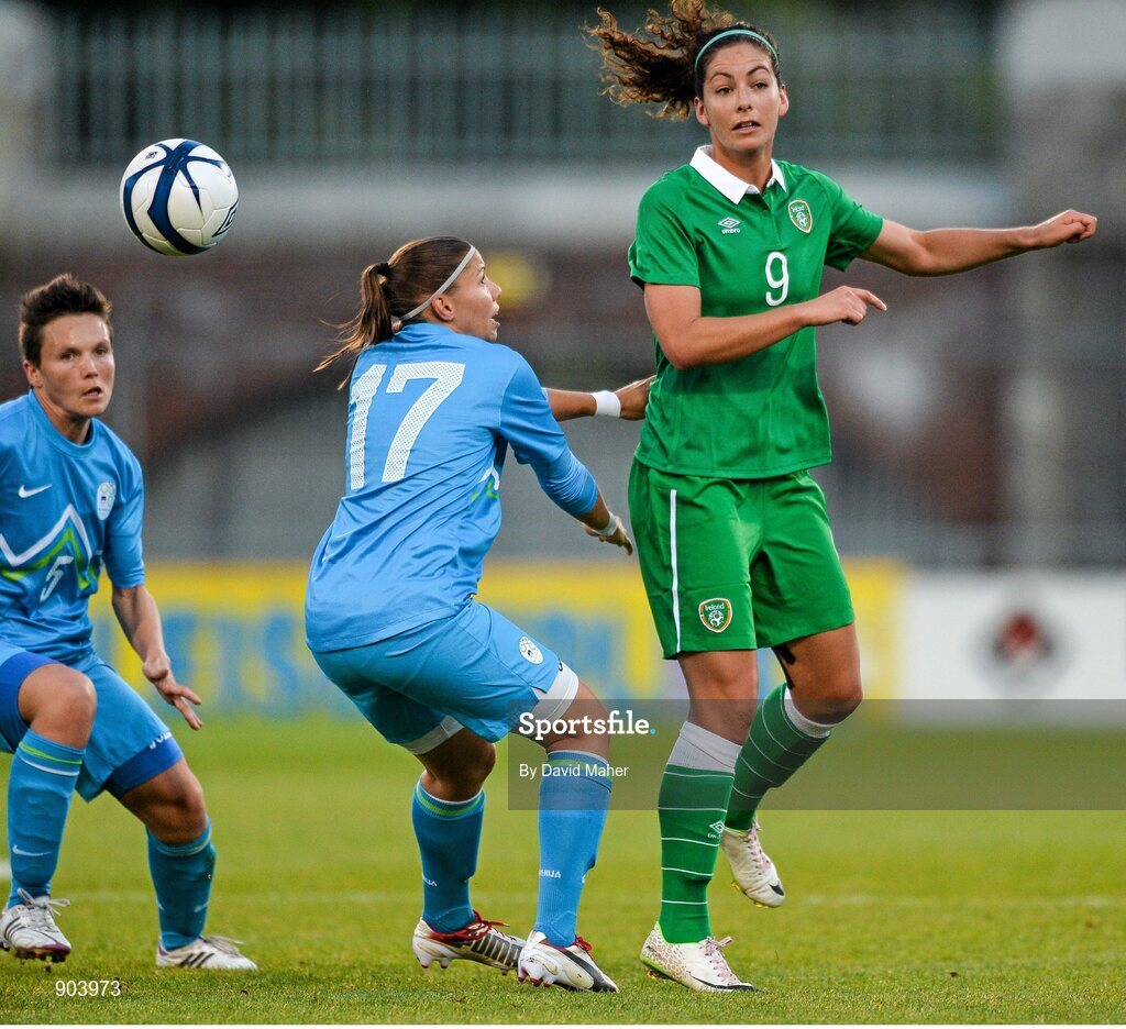 20 August 2014; Fiona O'Sullivan, Republic of Ireland, in action against Urska Zganec, Slovenia. FIFA Women's World Cup Qualifier, Group 1, Republic of Ireland v Slovenia. Tallaght Stadium, Tallaght, Co. Dublin. Picture credit: David Maher / SPORTSFILE